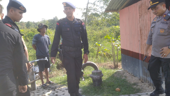 Penjinak bom Gegana Brimob Polda Jambi 