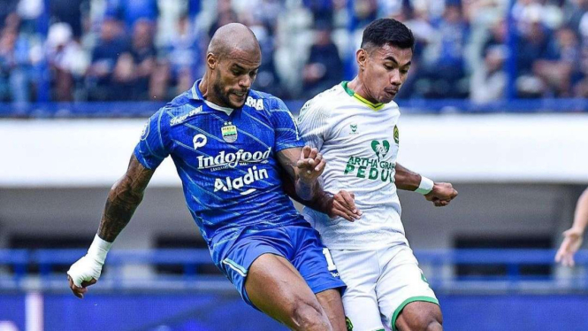 Pemain Persib Bandung David Da Silva saat melawan Persikabo 1973