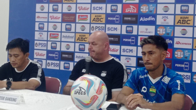 Pelatih Persib, Bojan Hodak