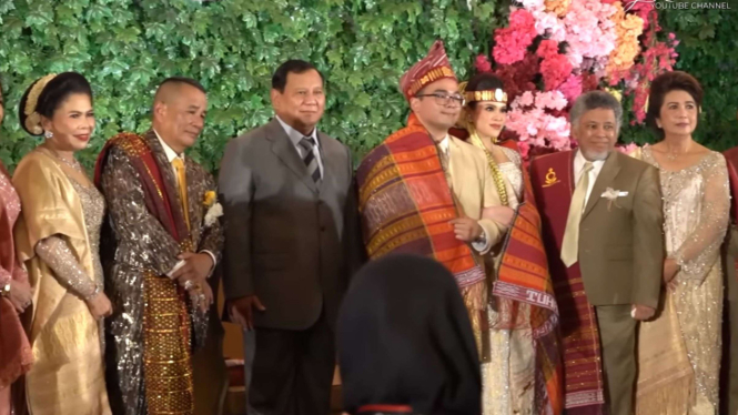Prabowo Subianto hadiri acara pernikahan anak Hotman Paris