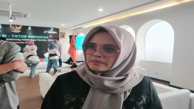 Anggota Bawaslu RI, Lolly Suhenti