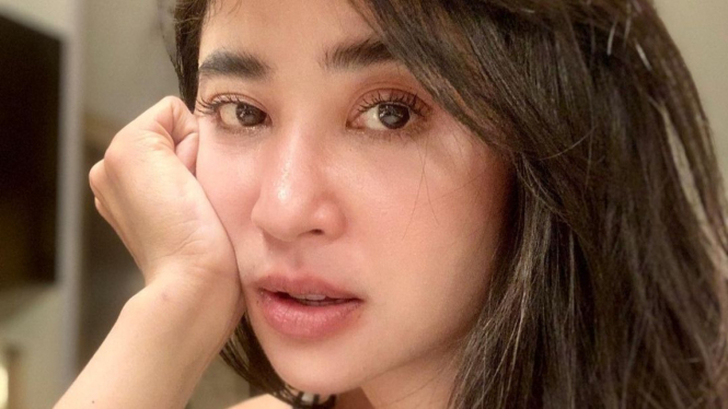 Dewi Perssik