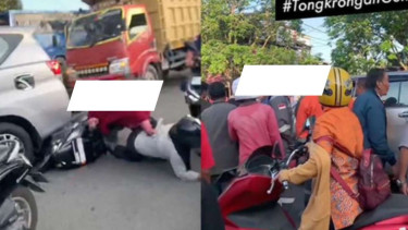 Viral Emak-emak Ditabrak Mobil yang Mundur