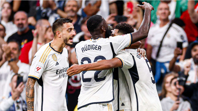 Pemain Real Madrid Merayakan Gol