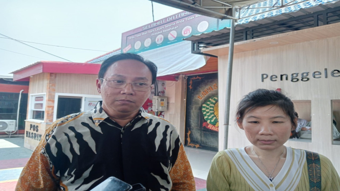 Diana Suwito saat didampingi kuasa hukumnya di Lapas Jombang