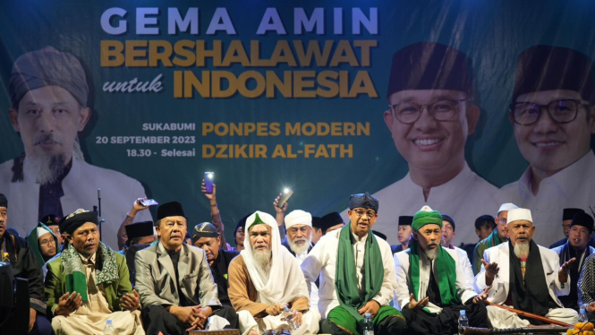 Bacapres Anies Baswedan salawatan bersama santri dan warga Sukabumi