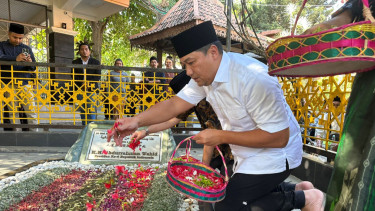 Mantan Mendag Muhammad Lutfi ziarah makam para Pendiri NU di Jawa Timur
