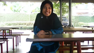 Sri Irdayati penerima apresiasi SATU Indonesia Awards 2010.