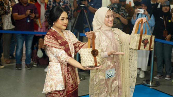 Kemeriahan Bazar UMKM untuk Indonesia di Sarinah Jakarta