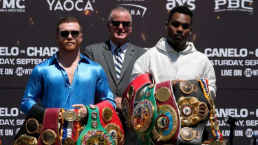 Duel Canelo Alvarez vs Jermell Charlo