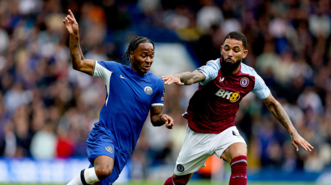 Raheem Sterling (Kiri), Duel Chelsea vs Aston Villa