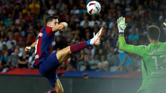 Striker Barcelona, Robert Lewandowski