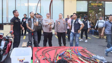 Kapolres Jakarta Utara Tinjau Hasil Penggerebekan Kampung Bahari