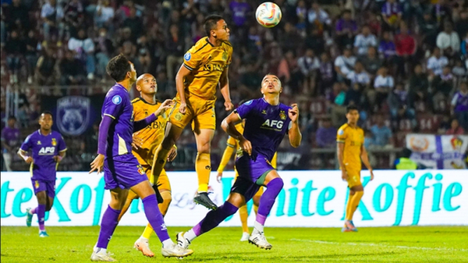 Persik Kediri vs Bhayangkara FC