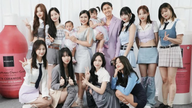 Felicya Angelista, Caesar Hito dan TWICE.