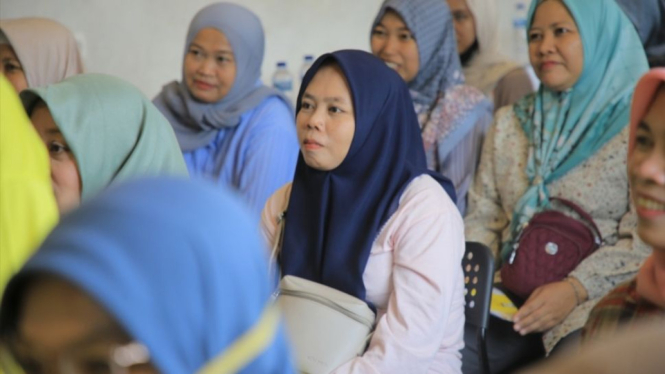 Para Ibu yang Mengikuti Pelatihan