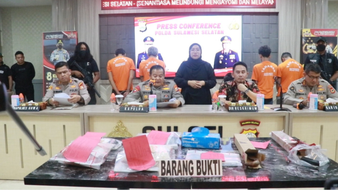 Polda Sulsel gelar jumpa pers kasus pembantaian sadis di Gowa.