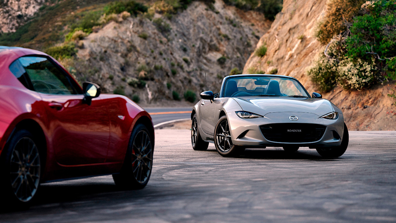 Foto Mazda MX-5 2024, Ikon Mobil Sport Yang Makin Modern Dan Bertenaga ...