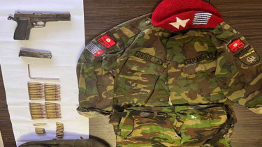 Senpi dan amunisi diamankan saat penyergapan markas KKB Pegunungan Bintang