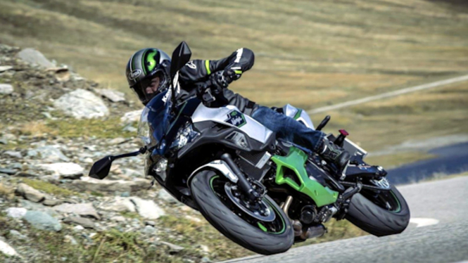 VIVA Otomotif: Kawasaki Ninja H2 Hybrid 7