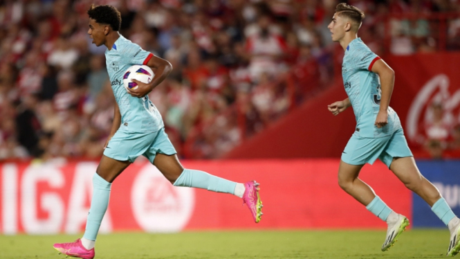 Lamine Yamal saat Barcelona melawan Granada