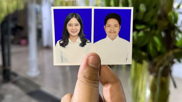 Nopek Novian dan Yulia Lorena