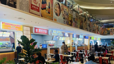 Hawkers Street di Pluit Village.