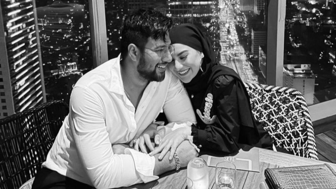 Ammar Zoni dan Irish Bella