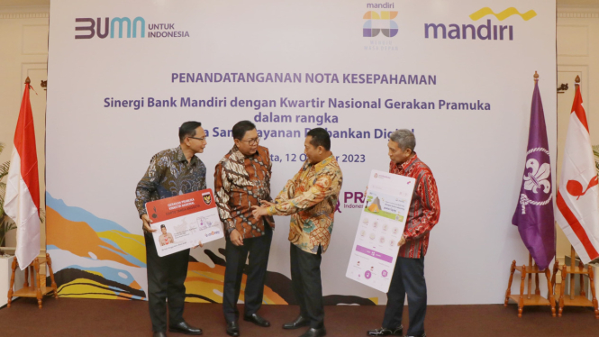 Penandatanganan kerjasama Bank Mandiri dengan Kwarnas