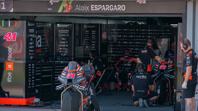 VIVA Otomotif: Paddock tim Aprilia Racing di MotoGP Mandalika