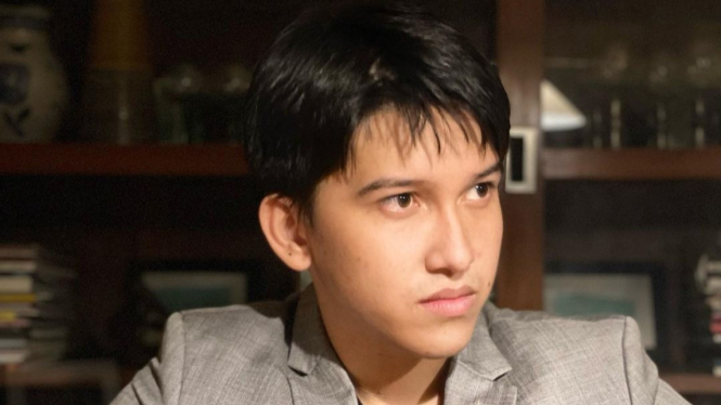 Sidik Eduard.