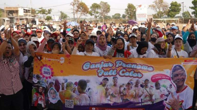 Kegiatan Color Run Digelar Relawan Sahabat Ganjar di Kabupaten Bandung