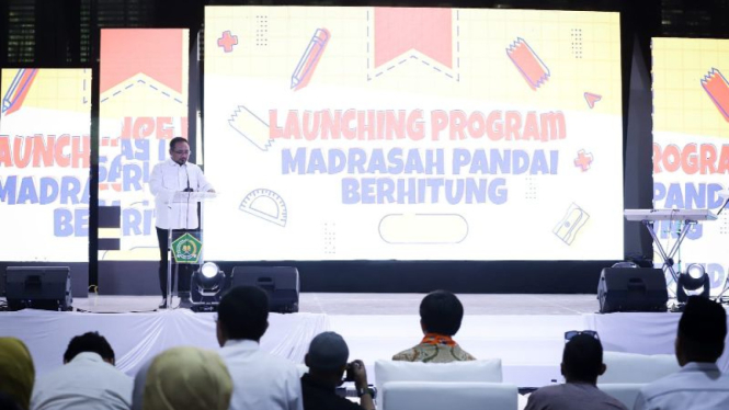 Menteri Agama Yaqut Cholil Qoumas merilis program Madrasah Pandai Berhitung.