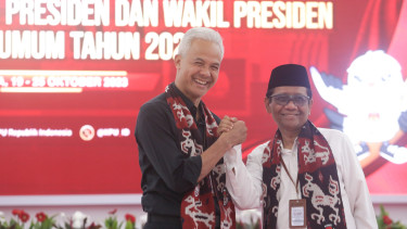 Ganjar Pranowo-Mahfud MD Daftar Capres-Cawapres di KPU