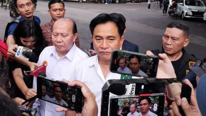 Ketua Umum PBB Yusril Ihza Mahendra di Kediaman Prabowo, Kertanegara, Jakarta.