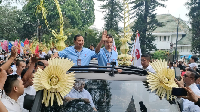 Pasangan bakal capres-cawapres Prabowo Subianto dan Gibran Rakabuming Raka