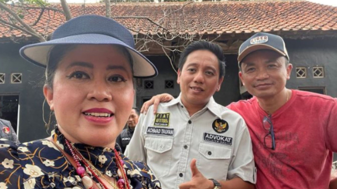 Rara pawang hujan ikut olah TKP pembunuhan ibu-anak di Subang