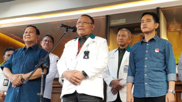 Prabowo Subianto dan Gibran Rakabuming Raka usai menjalani tes kesehatan