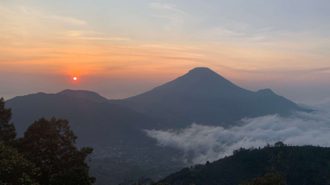 Bukit Sikunir