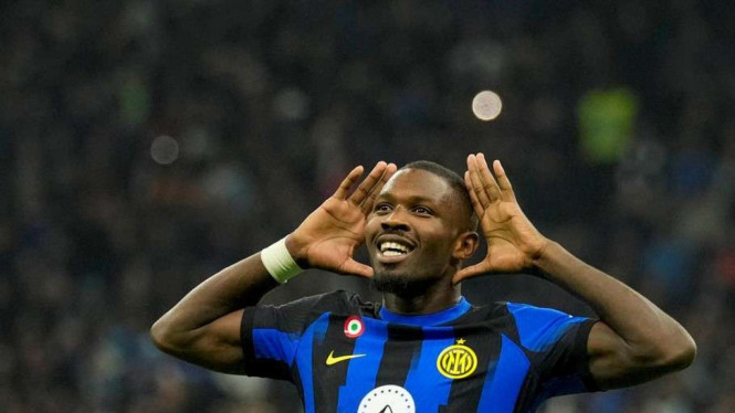 Pemain Inter Milan, Marcus Thuram rayakan gol