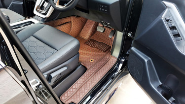 Ilustrasi karpet mobil
