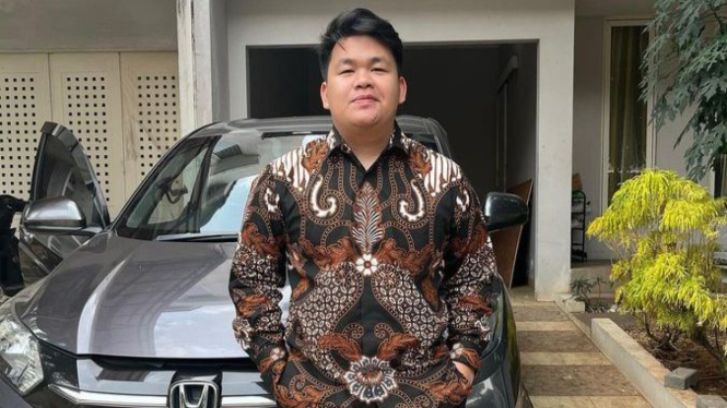Kiki Coboy Junior
