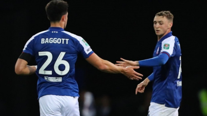 Elkan Baggott bermain untuk Ipswich Town.