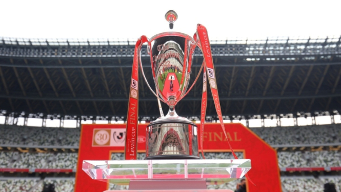 Trofi J League YBC Levain Cup