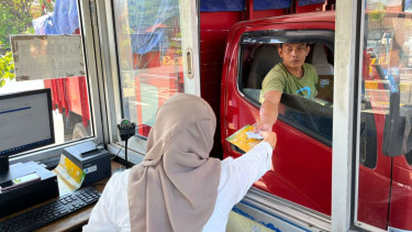 Loket tiket penyeberangan ASDP.