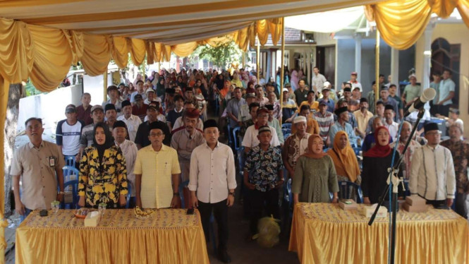 Politisi Golkar, Misbakhun Bersama Konstituennya