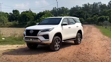 Toyota Fortuner bulletproof