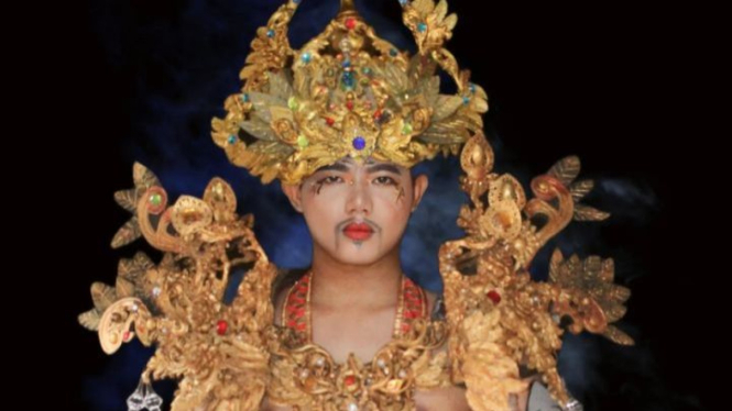 Selebgram Aryha Noegraha