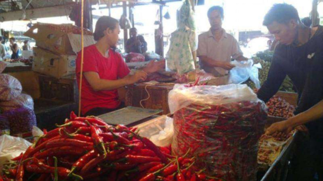 Harga cabai naik di pasar Tangerang