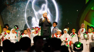 Konser Amal Pesantren Husnul Khotimah dan Opick Tomboati untuk Palestina.